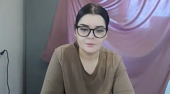 ohhhMie online show from 02/11/25, 07:44