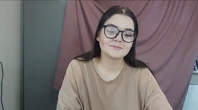 ohhhMie online show from 02/02/25, 10:13