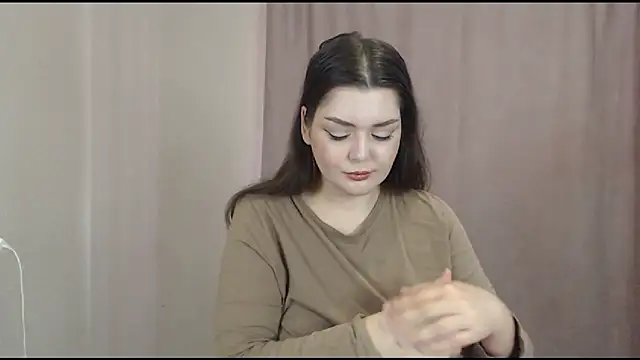 Snapshot of ohhhMie chatting on 11/02/25, 09:36 ohhhMie online show from 11/02/25, 09:36