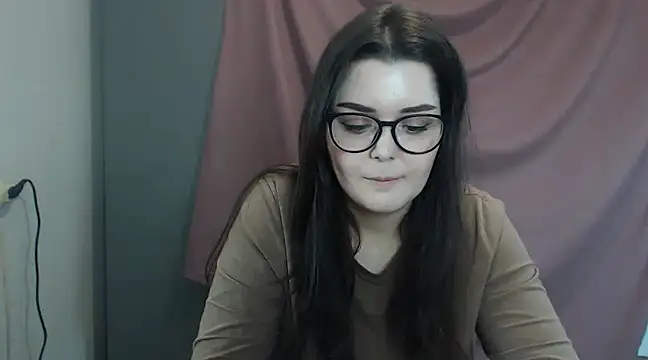 ohhhMie online show from 02/13/25, 05:01