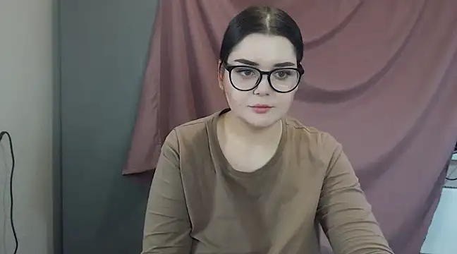 ohhhMie online show from 02/11/25, 06:55