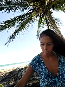 Luna-Natural online show from 11/27/25, 05:13