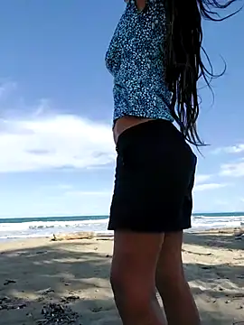 Luna-Natural online show from 11/14/25, 06:55