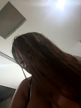 AbellaLizz online show from 12/04/25, 07:29