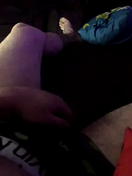 Snapshot of Pancho2213 chatting on 12/20/25, 06:05 Pancho2213 online show from 12/20/25, 06:05