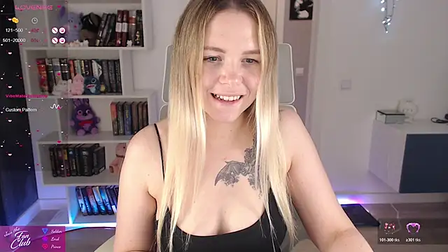 Emma Bryan online show from 11/12/25, 03:27