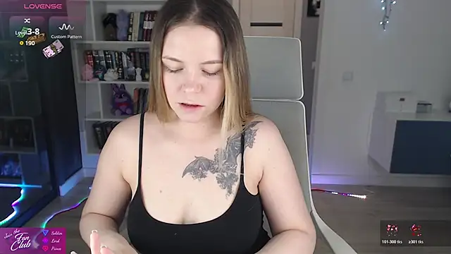 Emma Bryan online show from 05/10/26, 05:26