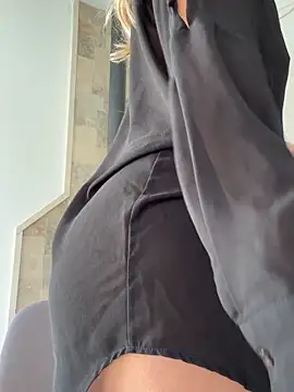 nicole 98 online show from 12/02/25, 10:39