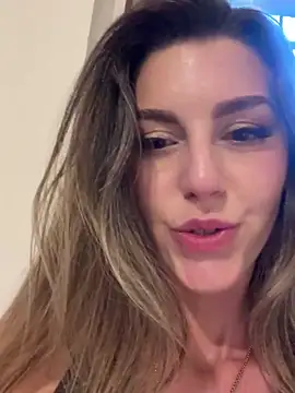 nicole 98 online show from 04/18/26, 03:58