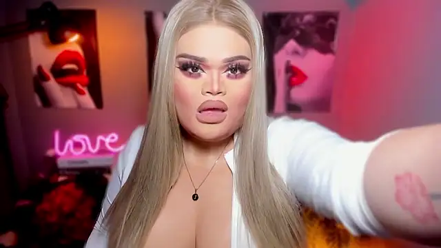 KarolinaThompson online show from 10/05/25, 07:48