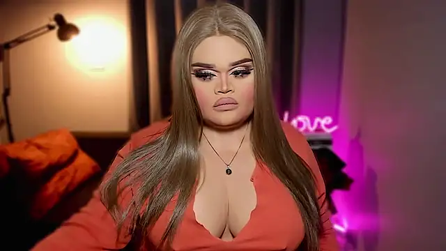 KarolinaThompson online show from 02/03/26, 08:30