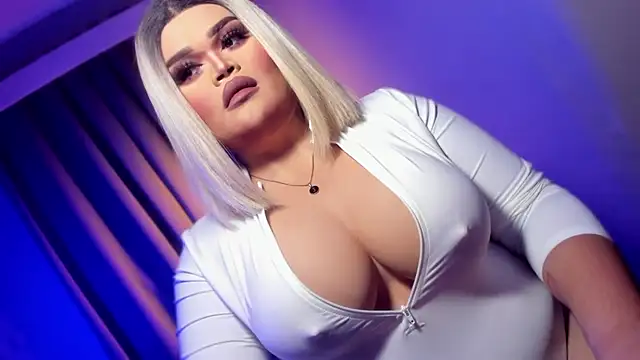 KarolinaThompson online show from 03/18/25, 06:28