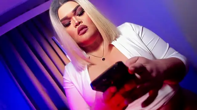 KarolinaThompson online show from 03/18/25, 09:34