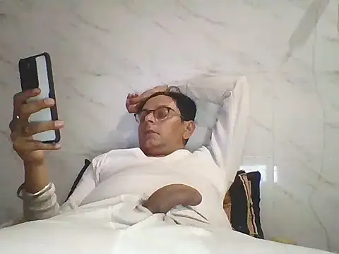 Snapshot of Kumarjay330 chatting on 02/28/26, 05:12 Kumarjay330 online show from 02/28/26, 05:12