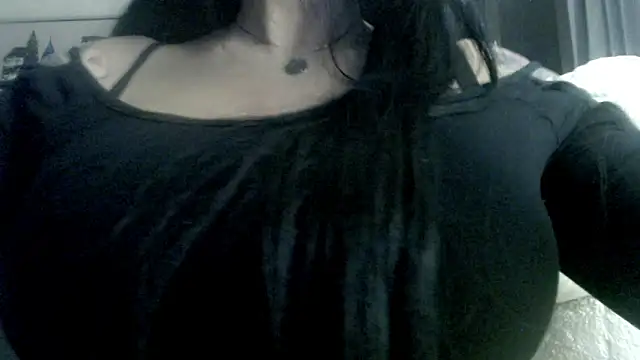 stormylana online show from 04/15/26, 07:36