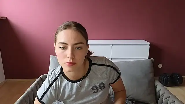 Snapshot of RubyRubin chatting on 09/09/25, 02:04 RubyRubin online show from 09/09/25, 02:04