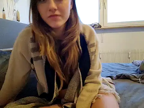 Snapshot of RubyRubin chatting on 12/17/24, 02:55 RubyRubin online show from 12/17/24, 02:55