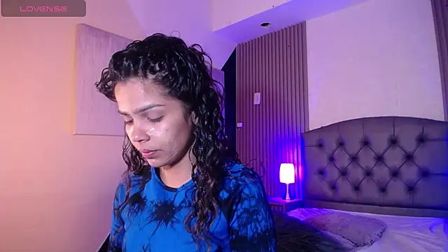 ximena diaz online show from 02/27/25, 08:09