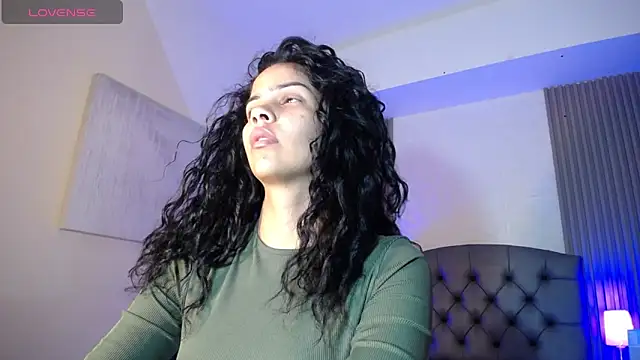 ximena diaz online show from 03/17/25, 09:35