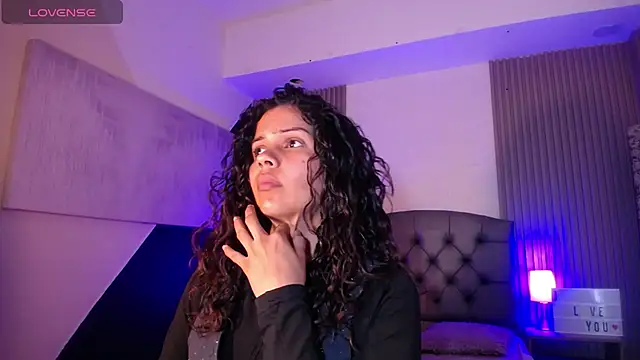 ximena diaz online show from 03/12/25, 08:31