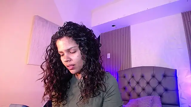 ximena diaz online show from 02/20/25, 08:47