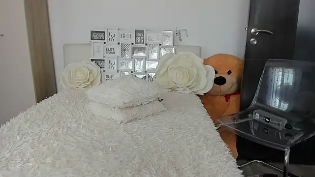 sweetemy4u online show from 04/07/26, 09:00