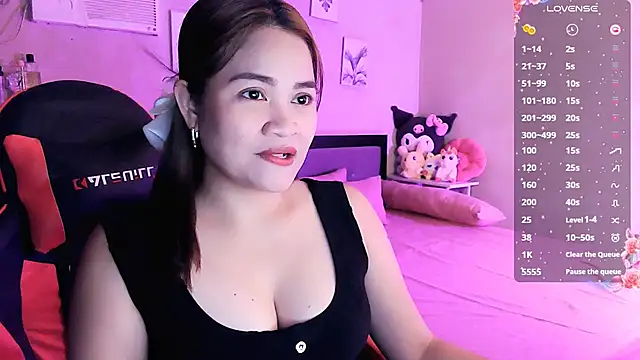 yenyen  online show from 03/25/26, 02:12