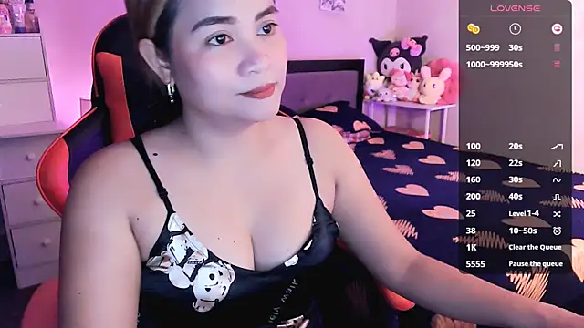 Snapshot of yenyen_ chatting on 07/07/26, 12:35 yenyen online show from 07/07/26, 12:35