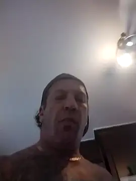 trucker1979 online show from 11/20/25, 06:41