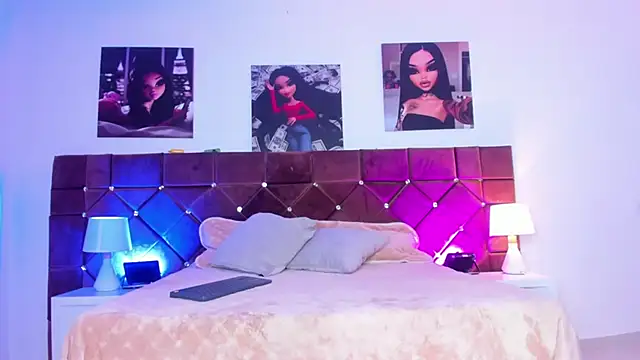 Ariana lopezz online show from 02/13/25, 12:21