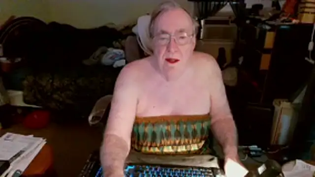 Snapshot of Toastir chatting on 02/03/26, 08:58 Toastir online show from 02/03/26, 08:58