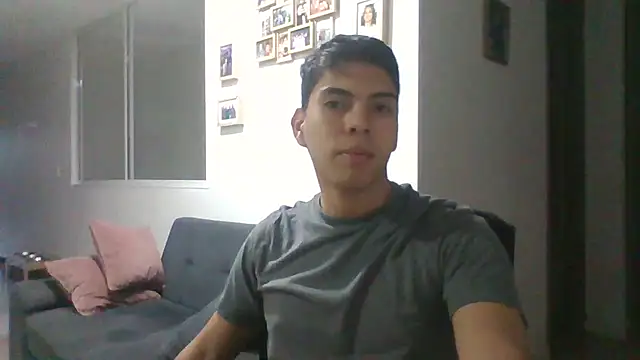 Snapshot of michelangelus2000 chatting on 09/23/25, 11:01 michelangelus2000 online show from 09/23/25, 11:01