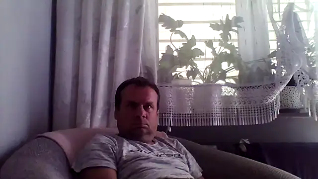 Snapshot of grzes19763 chatting on 07/19/26, 09:06 grzes19763 online show from 07/19/26, 09:06