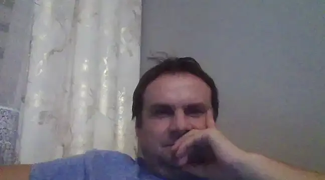 Snapshot of grzes19763 chatting on 12/27/24, 03:04 grzes19763 online show from 12/27/24, 03:04