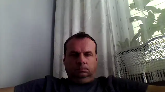 Snapshot of grzes19763 chatting on 06/19/26, 09:26 grzes19763 online show from 06/19/26, 09:26
