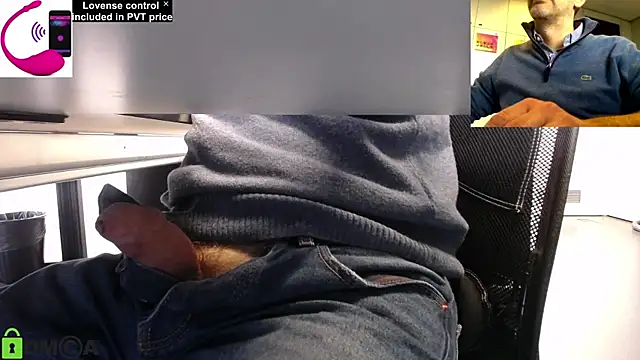 Snapshot of pliko chatting on 02/05/25, 10:51 pliko online show from 02/05/25, 10:51