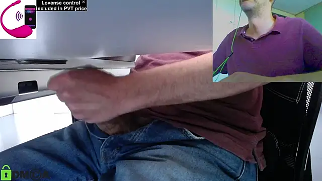Snapshot of pliko chatting on 06/03/26, 08:15 pliko online show from 06/03/26, 08:15