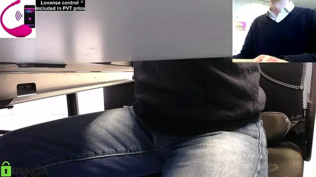 Snapshot of pliko chatting on 03/20/25, 09:48 pliko online show from 03/20/25, 09:48