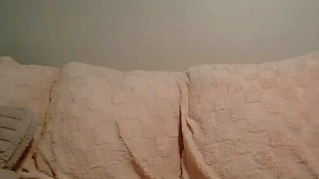 Snapshot of beautylovess chatting on 03/08/26, 01:22 beautylovess online show from 03/08/26, 01:22