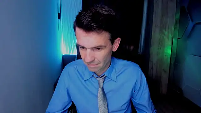 SteveTiger online show from 10/28/25, 01:43