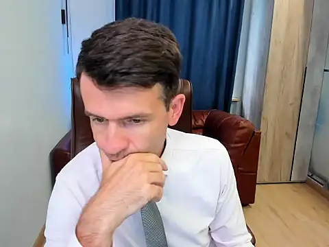 SteveTiger online show from 09/18/25, 01:14