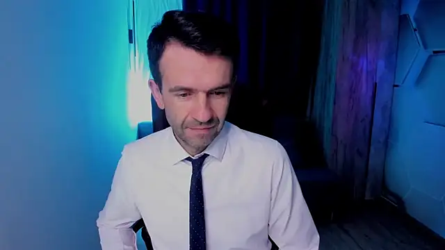 SteveTiger online show from 10/27/25, 03:40