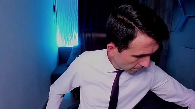 SteveTiger online show from 10/29/25, 01:54