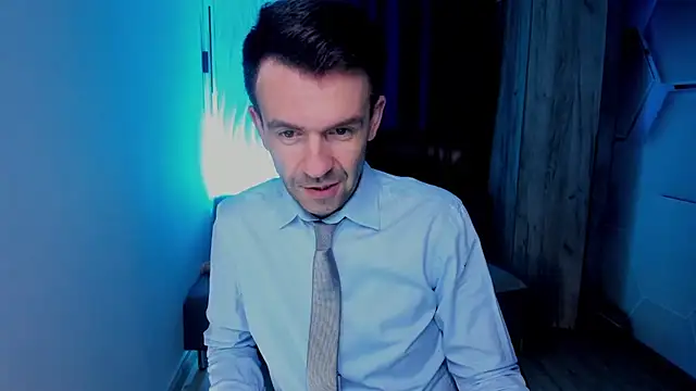 SteveTiger online show from 10/19/25, 03:42