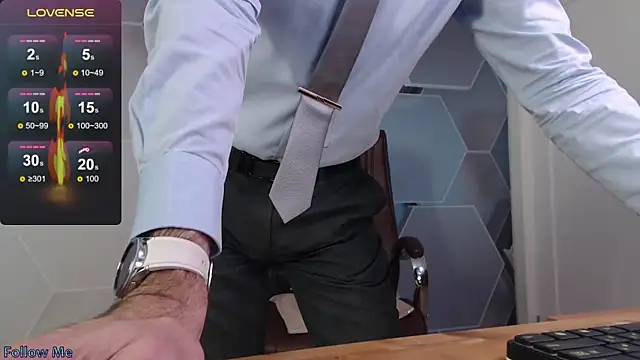 SteveTiger online show from 11/26/25, 12:05