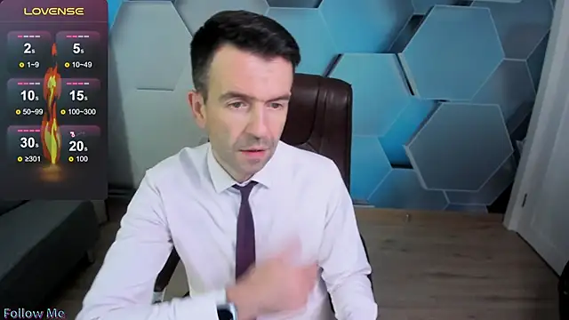 SteveTiger online show from 11/23/25, 03:49