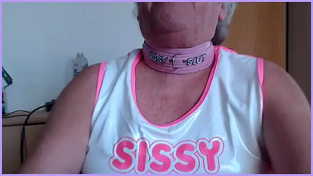 Snapshot of Sissygera chatting on 09/23/25, 03:08 Sissygera online show from 09/23/25, 03:08