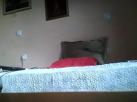 bartolik06 online show from 10/10/25, 11:22