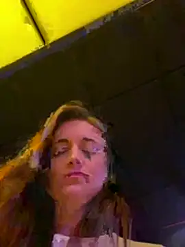 PhotoBabe online show from 04/06/26, 05:52