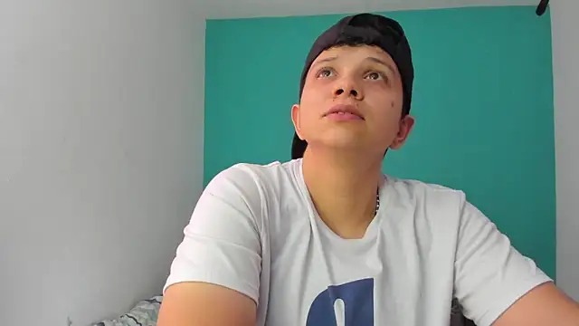 alex-queen- online show from 11/01/25, 06:57